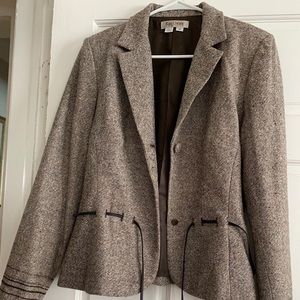 2 piece set beige and brown